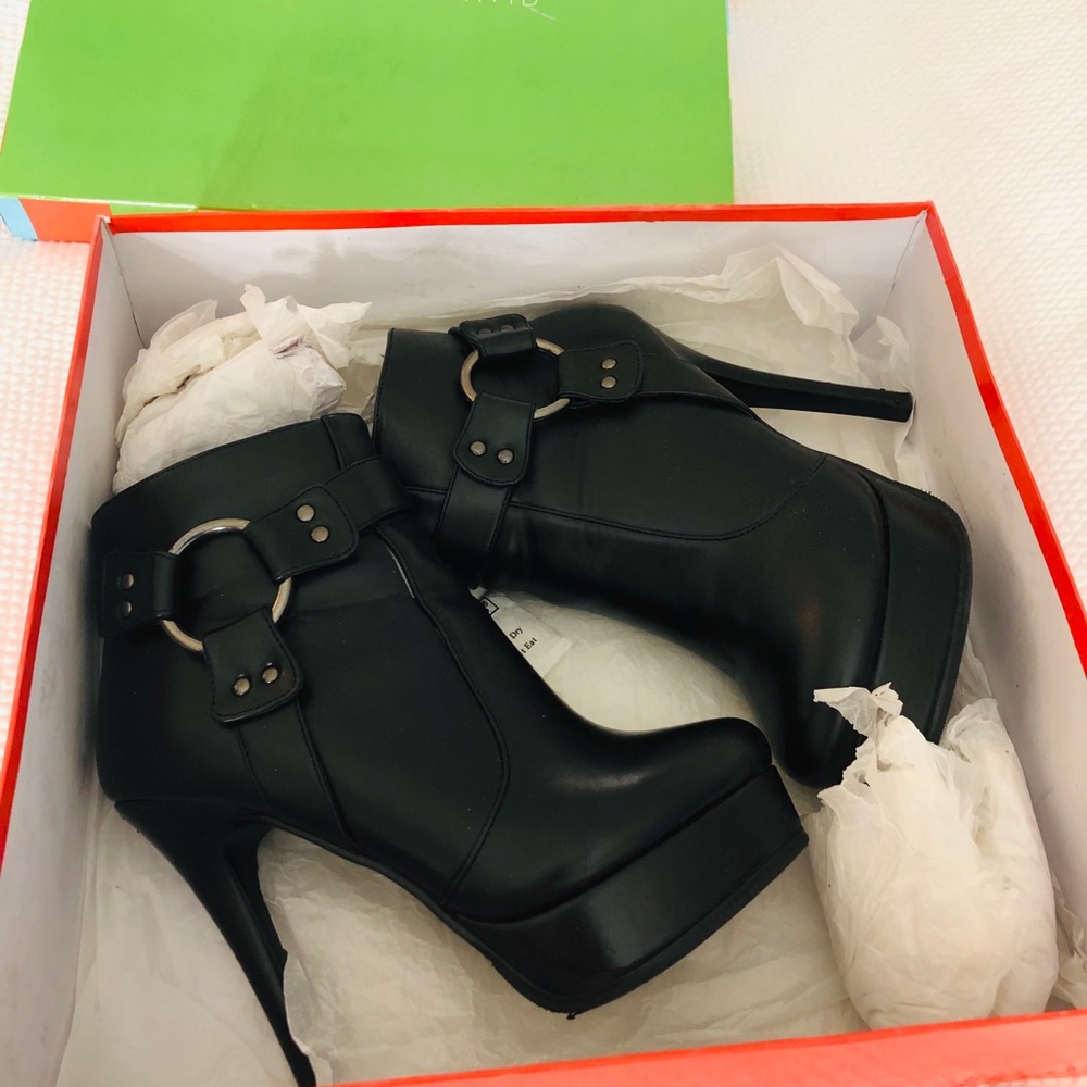 Charles David Platform boots
